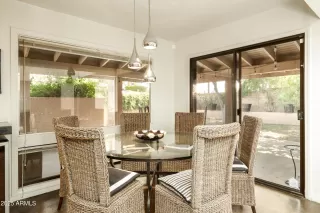 Photo #6: 6887669 Listing 