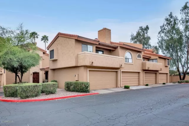 MLS: 6887709 Condo For Sale