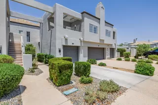 Photo #2: 6887783 Listing