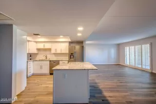 Photo #1: 6887942 Listing