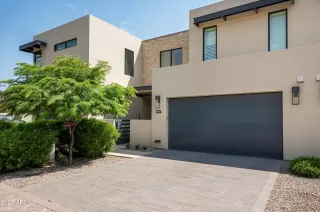 Photo #2: 6888217 Listing 