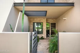 Photo #5: 6888217 Listing 