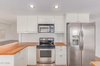 Photo #4: 6888248 Listing 