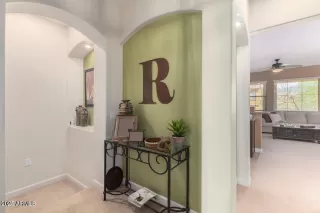 Photo #2: 6888274 Listing