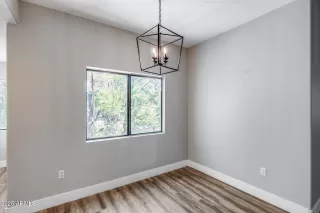 Photo #4: 6888307 Listing 