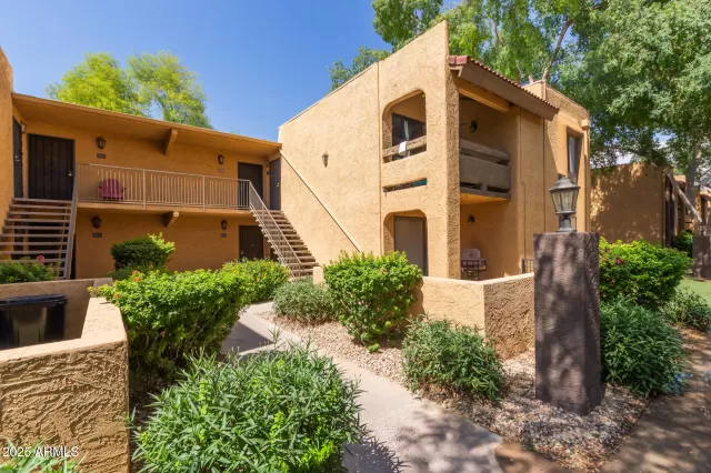 MLS: 6888543 Condo For Sale