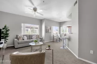 Photo #2: 6888627 Listing 