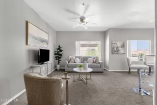 Photo #6: 6888627 Listing 