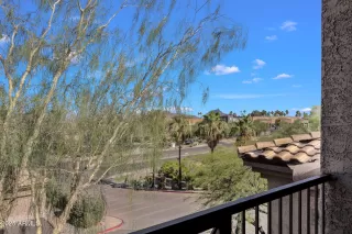 Photo #5: 6888630 Listing