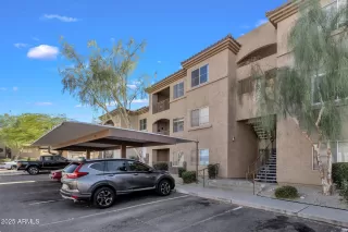 Photo #6: 6888630 Listing