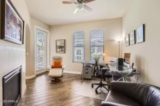 Photo #4: 6888731 Listing