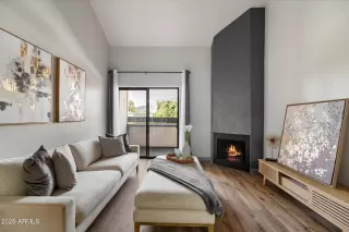 Photo #1: 6889126 Listing