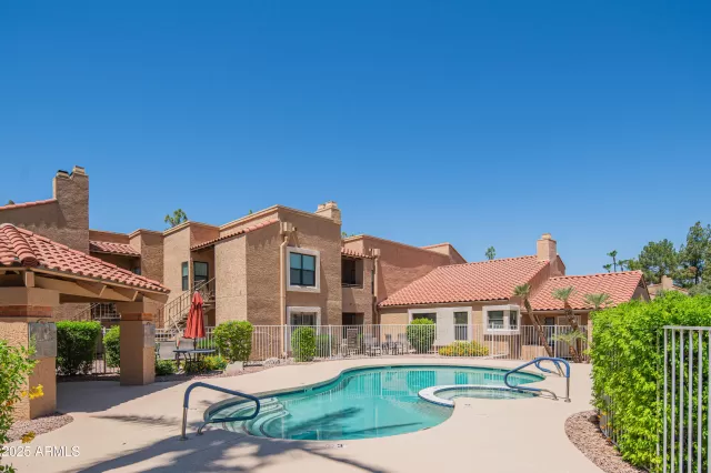 MLS: 6889258 Condo For Sale