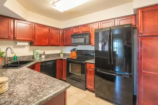 Photo #2: 6889258 Listing 