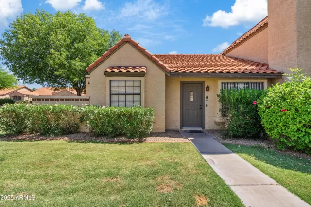 MLS: 6890288 Condo For Sale