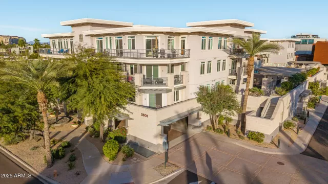 MLS: 6890348 Condo For Sale