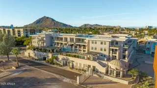 Photo #2: 6890348 Listing