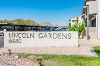 Photo #6: 6890381 Listing
