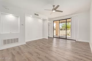 Photo #1: 6890420 Listing