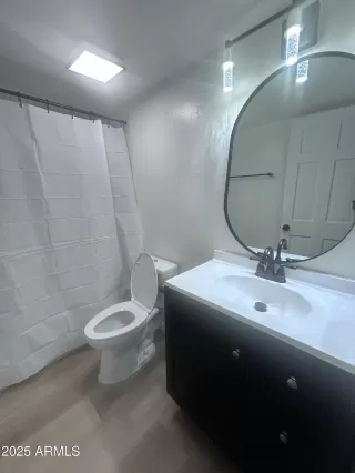 Photo #2: 6890680 Listing