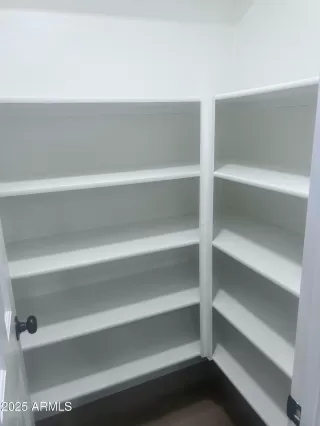 Photo #3: 6890680 Listing