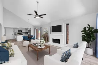 Photo #4: 6890704 Listing