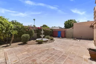 Photo #1: 6890712 Listing