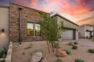 Photo #2: 6890762 Listing