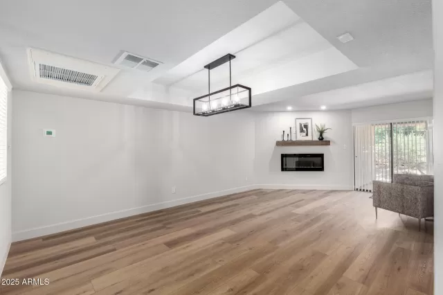 MLS: 6890856 Condo For Sale