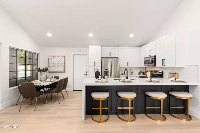 MLS: 6890907 Condo For Sale