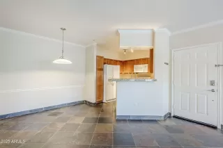 Photo #5: 6891097 Listing 