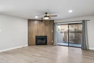Photo #2: 6891472 Listing