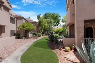 Photo #3: 6891564 Listing