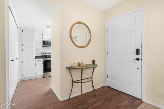 Photo #6: 6891564 Listing