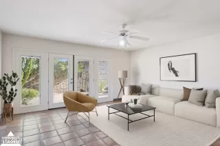 Photo #2: 6891565 Listing