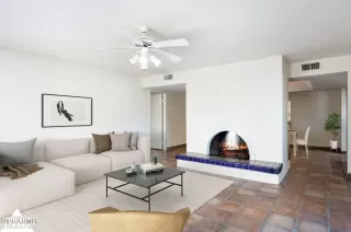 Photo #4: 6891565 Listing