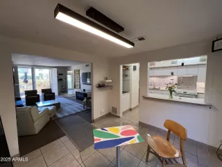 Photo #4: 6891730 Listing