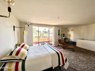 Photo #6: 6891730 Listing