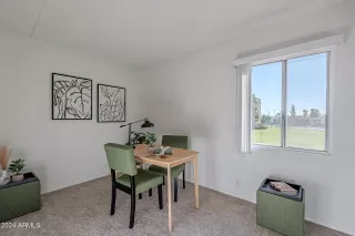 Photo #4: 6891818 Listing 