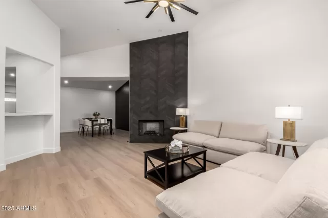 MLS: 6891922 Condo For Sale