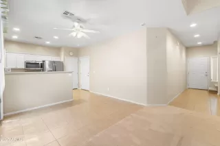 Photo #5: 6892146 Listing