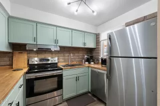 Photo #1: 6892932 Listing