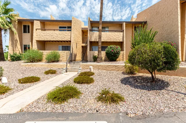 MLS: 6893405 Condo For Sale