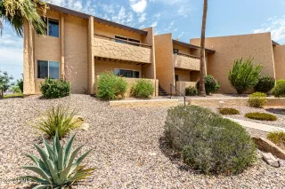 Photo #2: 6893405 Listing