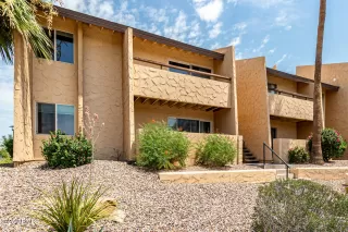 Photo #3: 6893405 Listing