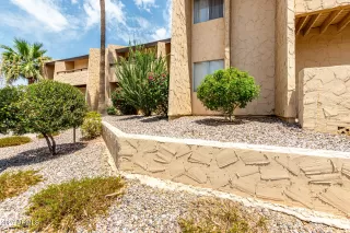 Photo #4: 6893405 Listing