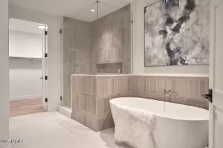 Photo #4: 6893438 Listing 