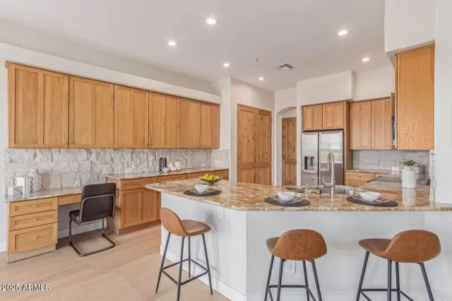 MLS: 6893445 Condo For Sale