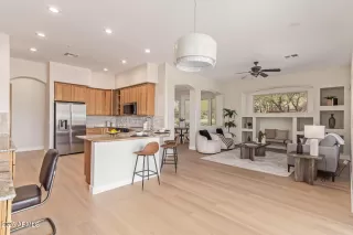 Photo #1: 6893445 Listing