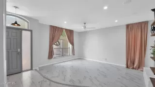 Photo #6: 6893792 Listing